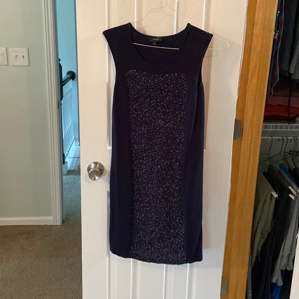 Sleeveless midi sweater dress